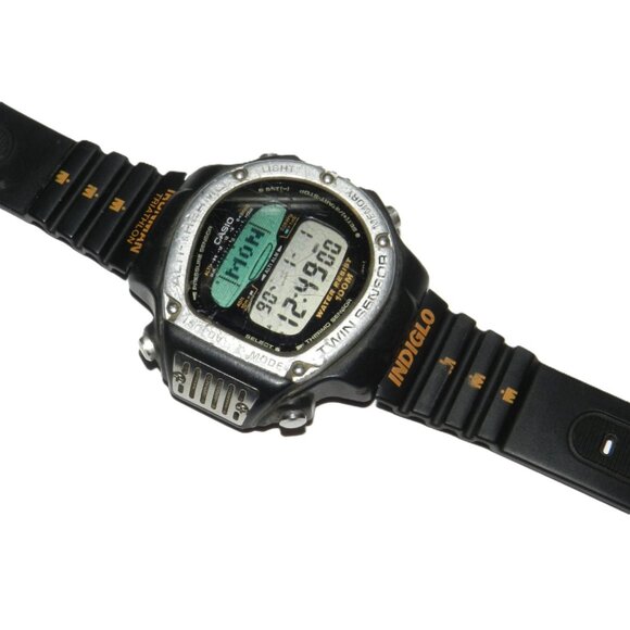 Rare Vintage Casio ALT-6100 950 Alti-Thermo Twin Sensor Digital Watch - Picture 2 of 9
